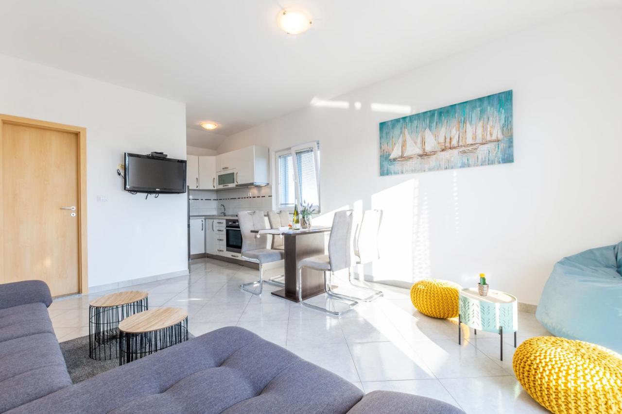 Villa Spark With Heated Pool In Rogoznica Zečevo Dış mekan fotoğraf